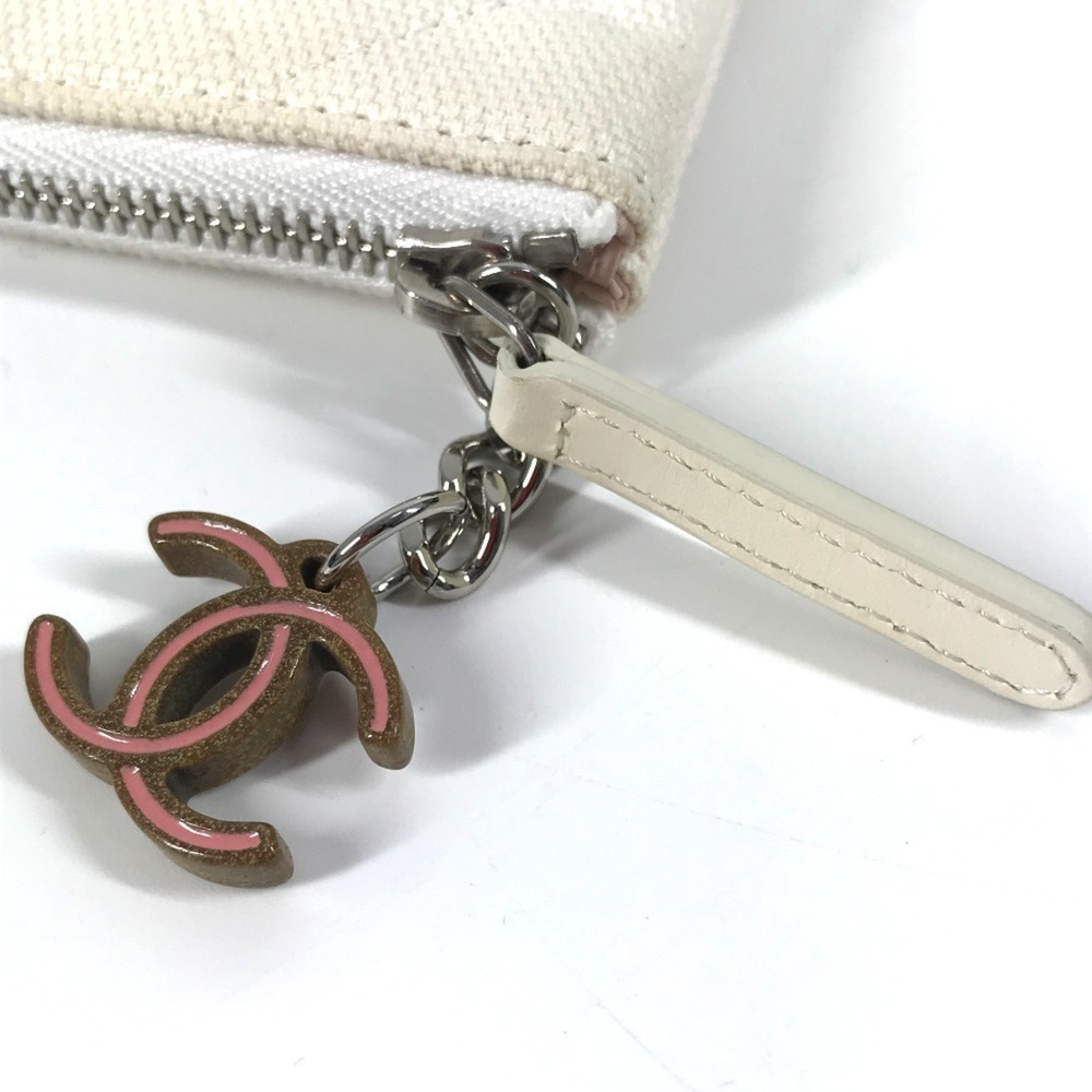 CHANEL Pink Canvas Pouch - Picture 9 of 16